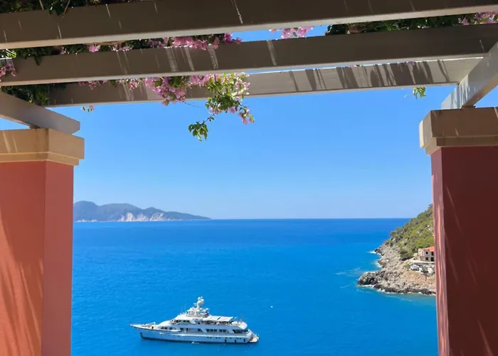 Roi Boutique Ászosz